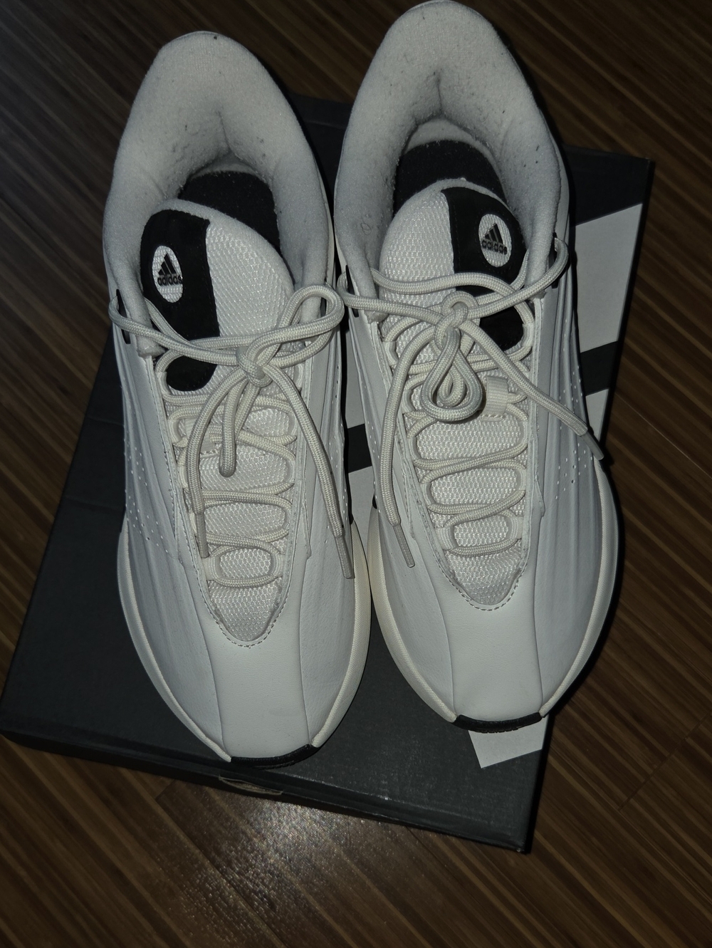 adidas Men’s White and Black Lifestyle Sneakers